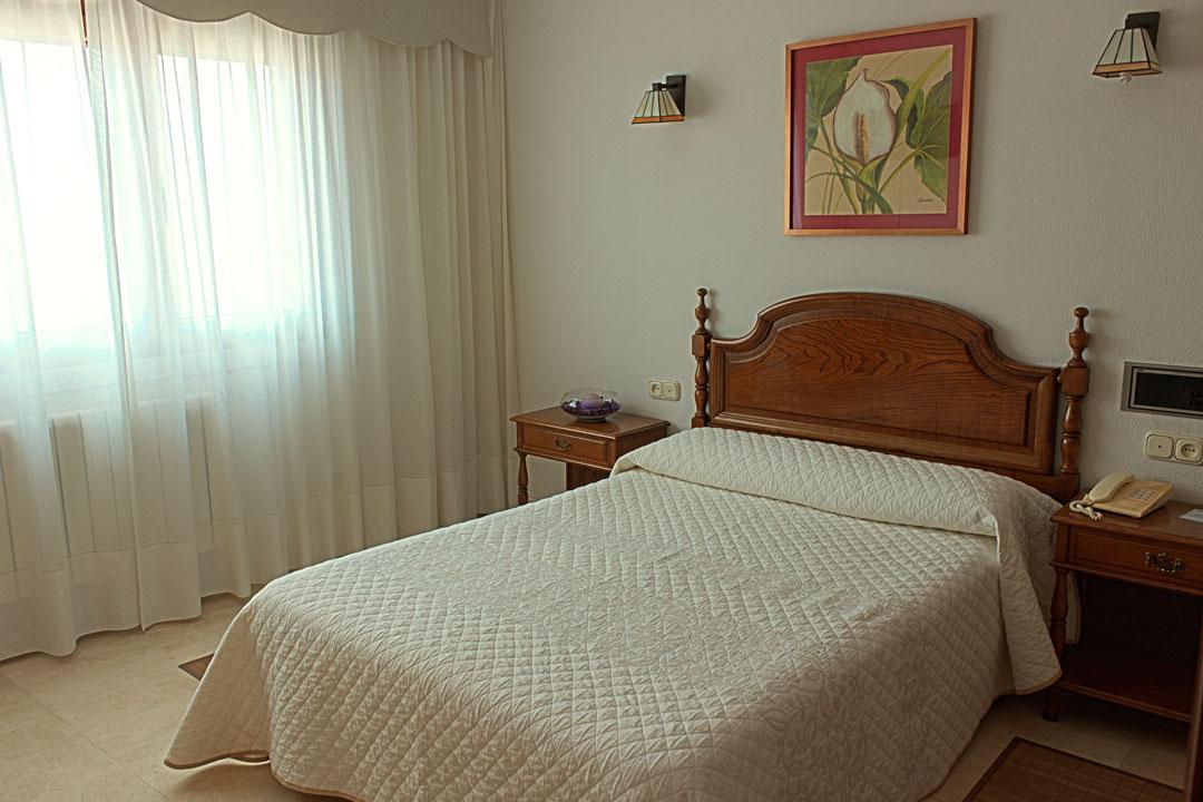 Hotel Serantes О-Грове Номер фото